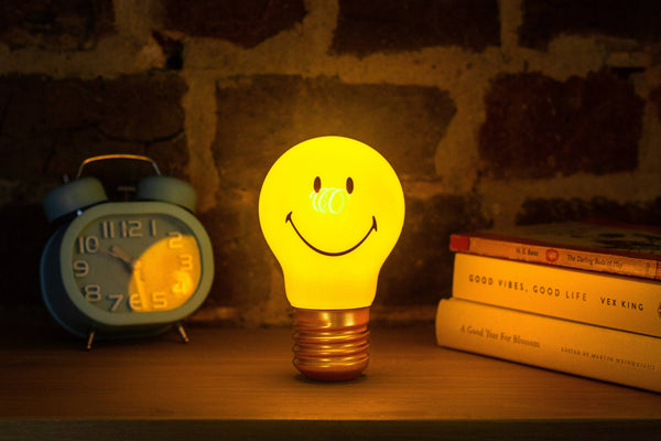 Smiley Cordless Lightbulb - Rechargeable light with a smile