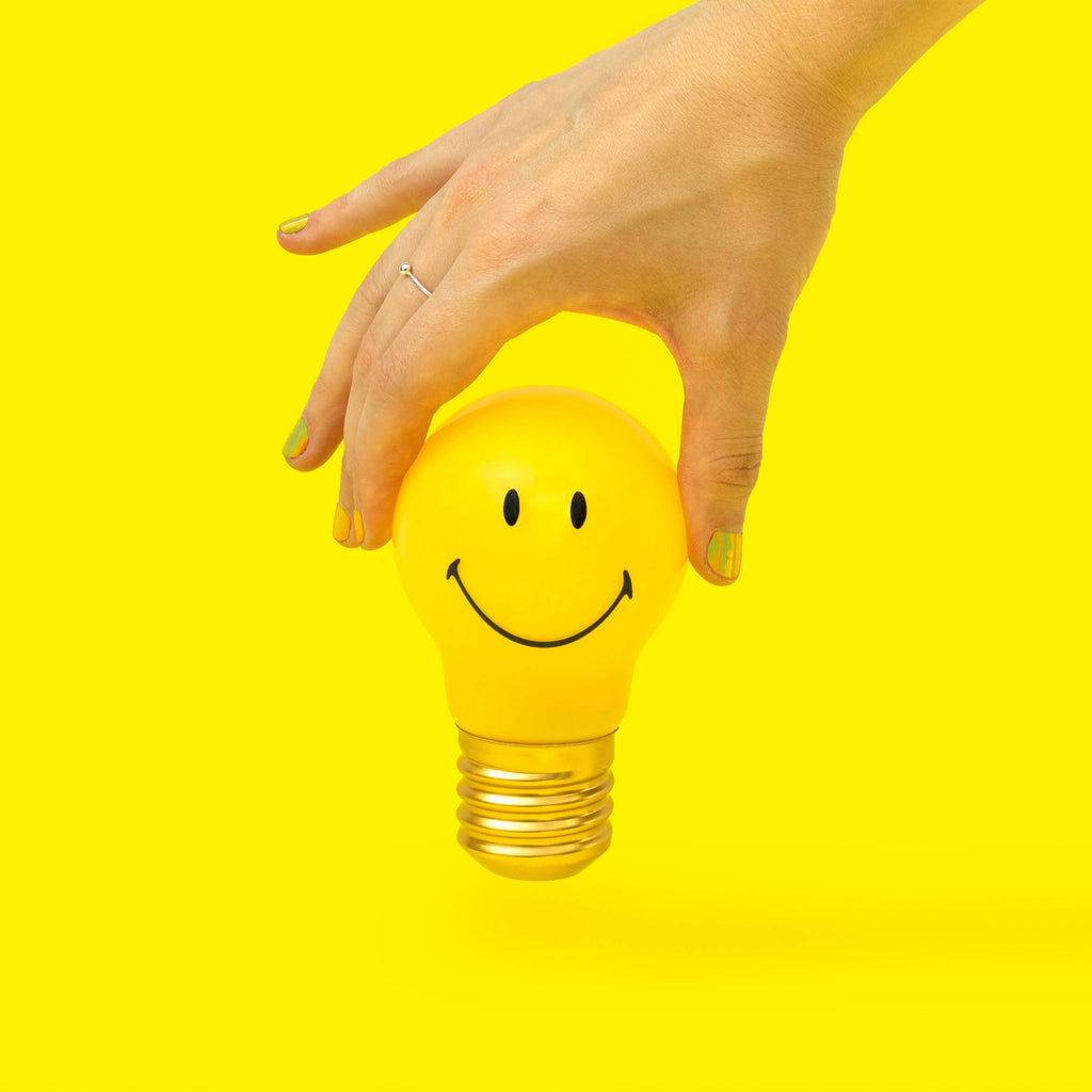 Smiley Cordless Lightbulb - Rechargeable light with a smile