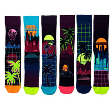 UNITED ODDSOCKS MENS RETRO WAVE COTTON BLEND SOCKS FOR MEN